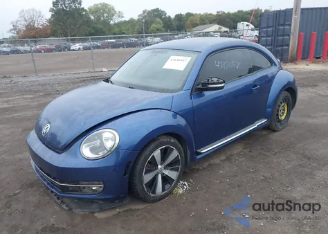 2012 Volkswagen Beetle 2.0T Turbo из США, поврежденный, VIN 3VWVA7AT3CM608873